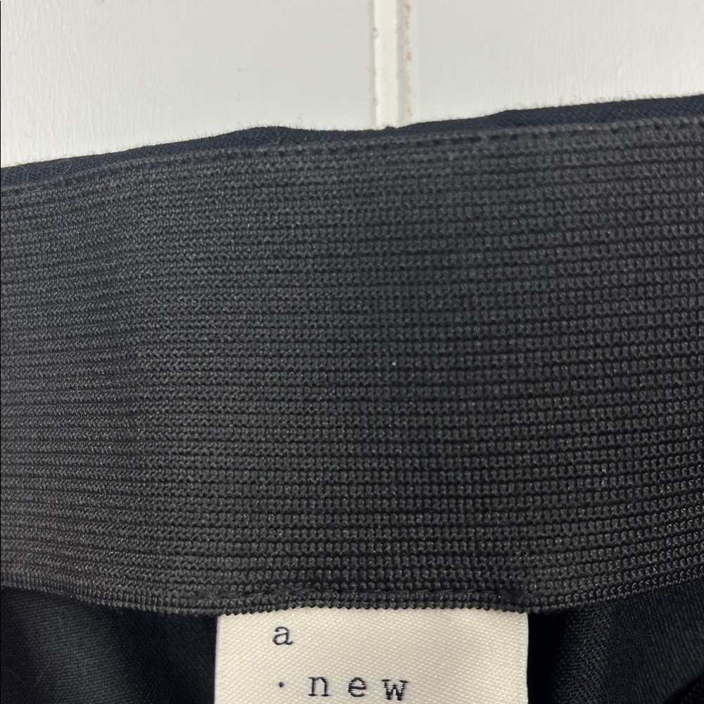 a new day Womens Pant 20 Black Stretch Waist Straight Leg Pockets Side Zip NWT - Picture 3 of 10